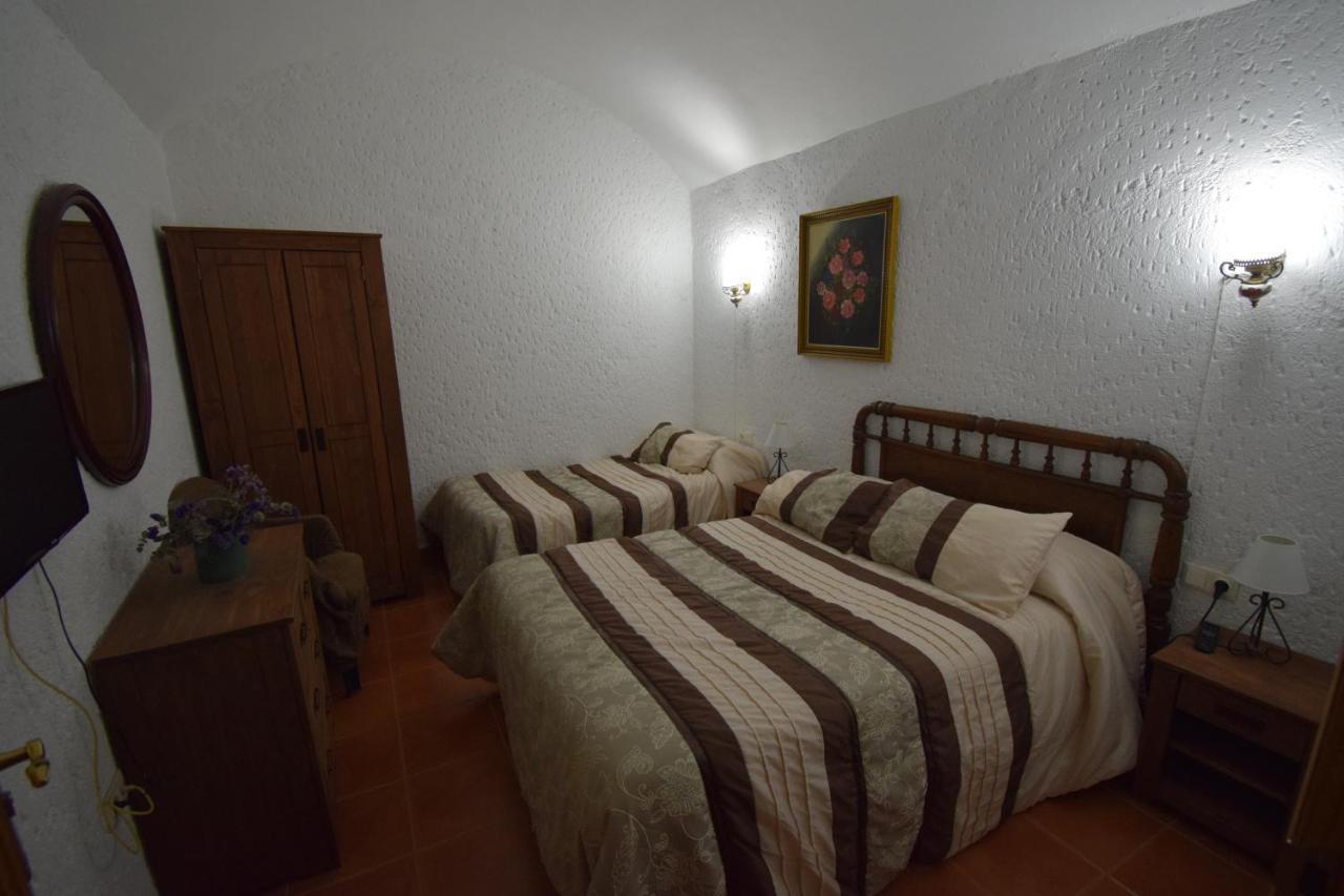 Apartamentos Horno Y Casa De Dulce Purullena Buitenkant foto
