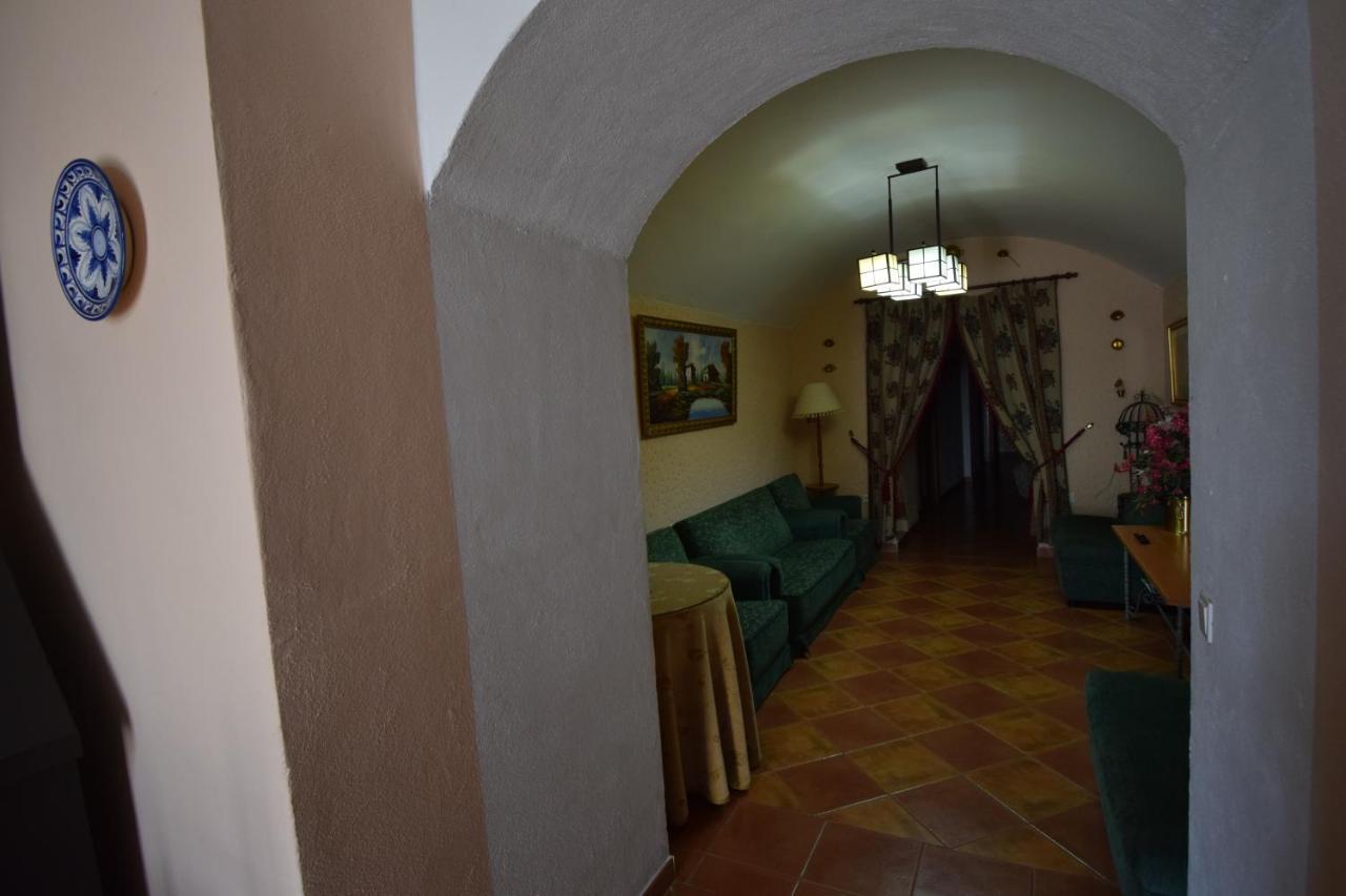 Apartamentos Horno Y Casa De Dulce Purullena Buitenkant foto
