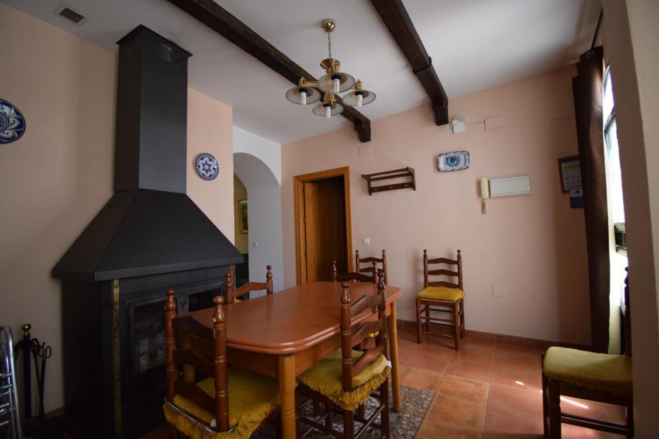Apartamentos Horno Y Casa De Dulce Purullena Buitenkant foto