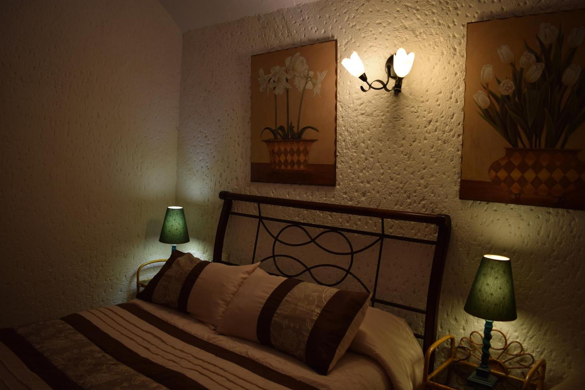 Apartamentos Horno Y Casa De Dulce Purullena Buitenkant foto