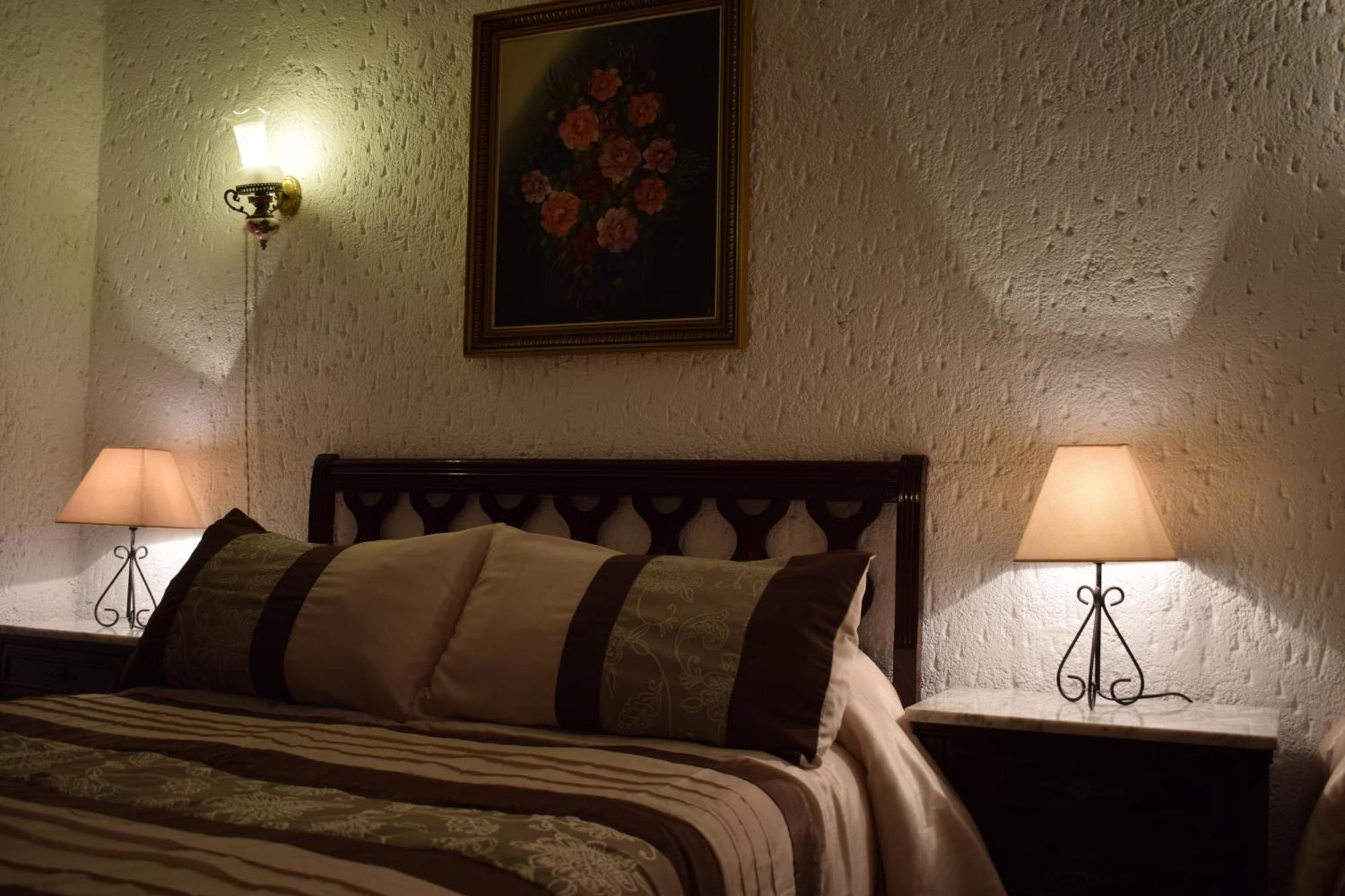 Apartamentos Horno Y Casa De Dulce Purullena Buitenkant foto