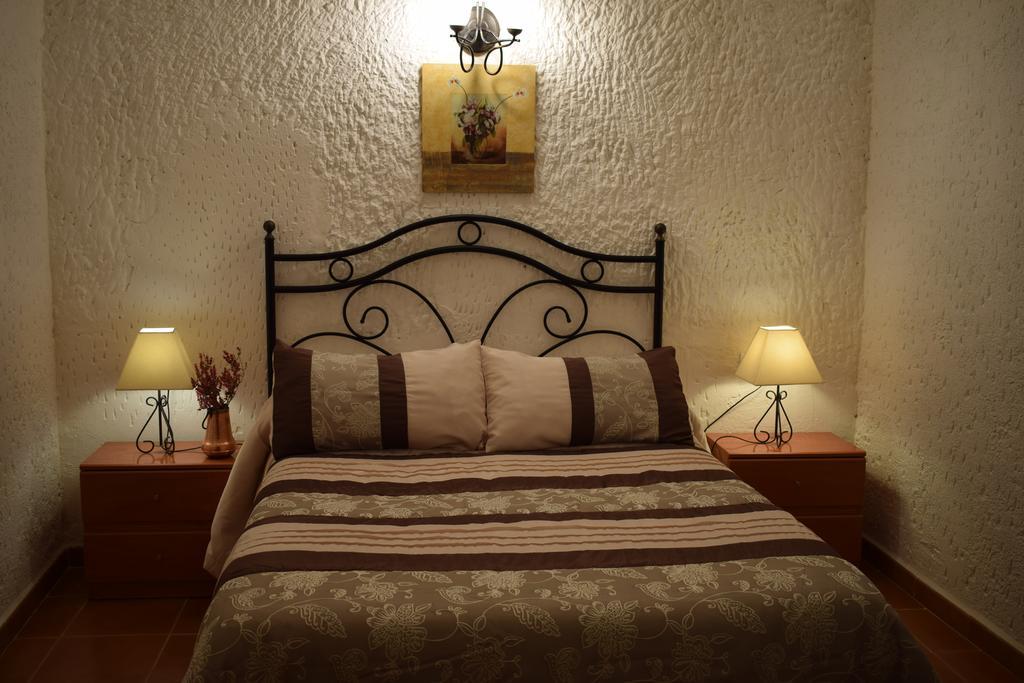 Apartamentos Horno Y Casa De Dulce Purullena Buitenkant foto