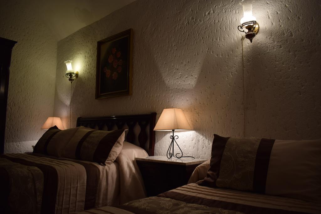 Apartamentos Horno Y Casa De Dulce Purullena Buitenkant foto